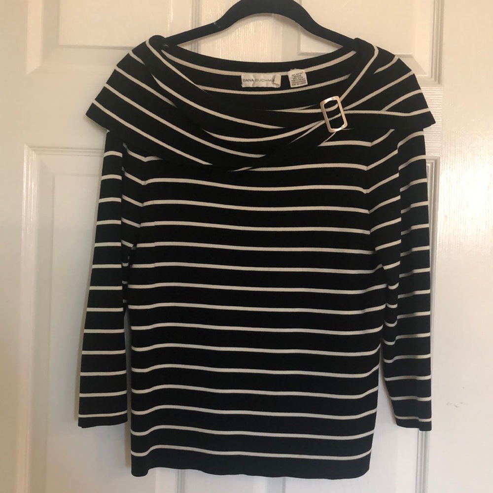 Dana Buchman scoop neck sweater